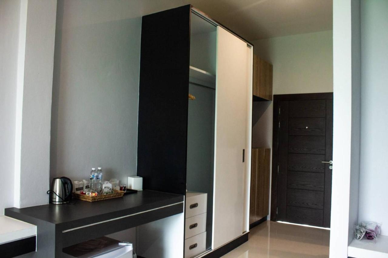De Vine House Hotel Roi Et Ngoại thất bức ảnh