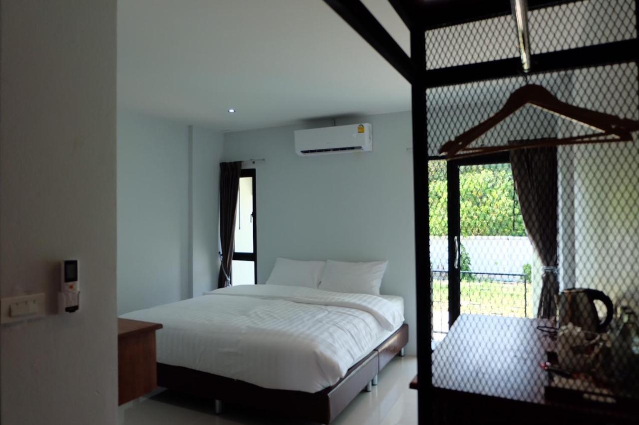 De Vine House Hotel Roi Et Ngoại thất bức ảnh