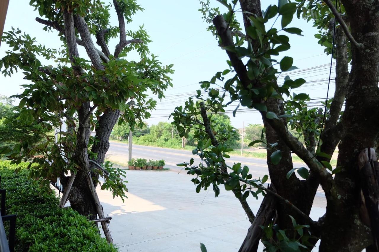 De Vine House Hotel Roi Et Ngoại thất bức ảnh